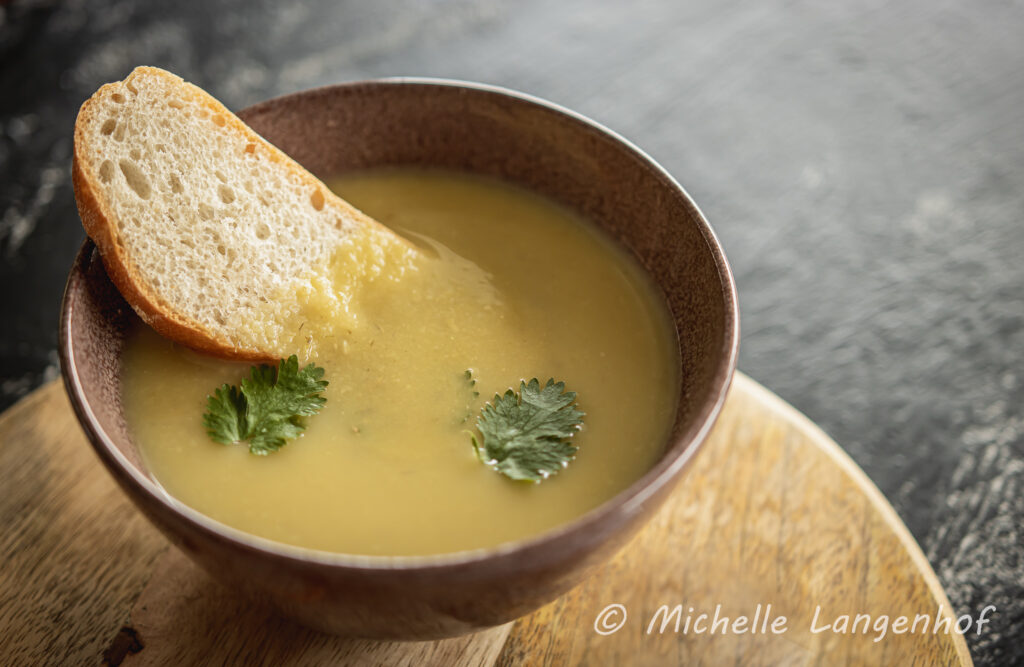 Linzensoep met courgette en venkelzaad