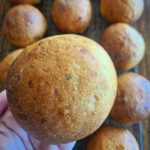 Zachte luchtige kaasbollen