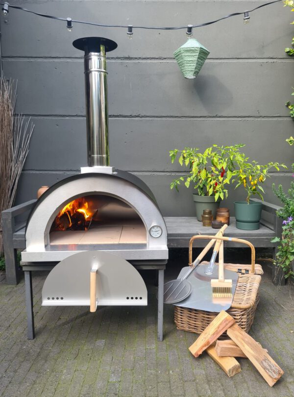 Classico-houtgestookte-pizza-oven-huren-small