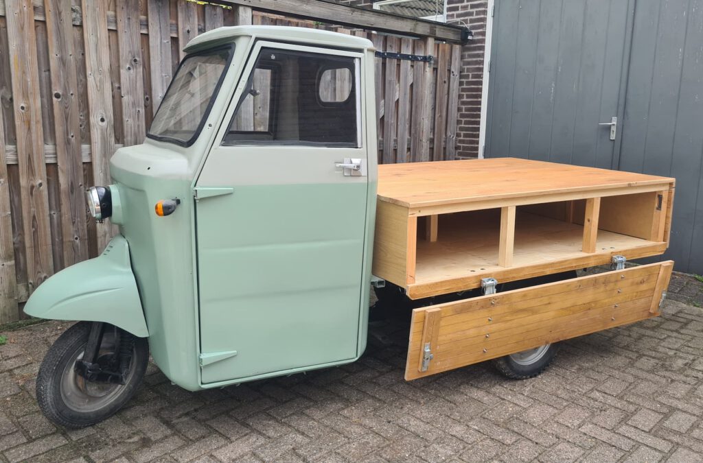 Empolini foodtruck breed inzetbaar