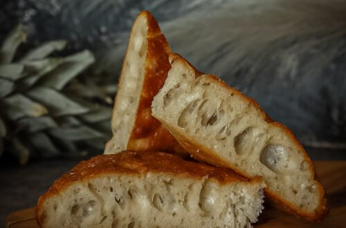 focaccia-met-zuurdesem-en-rozemarijn