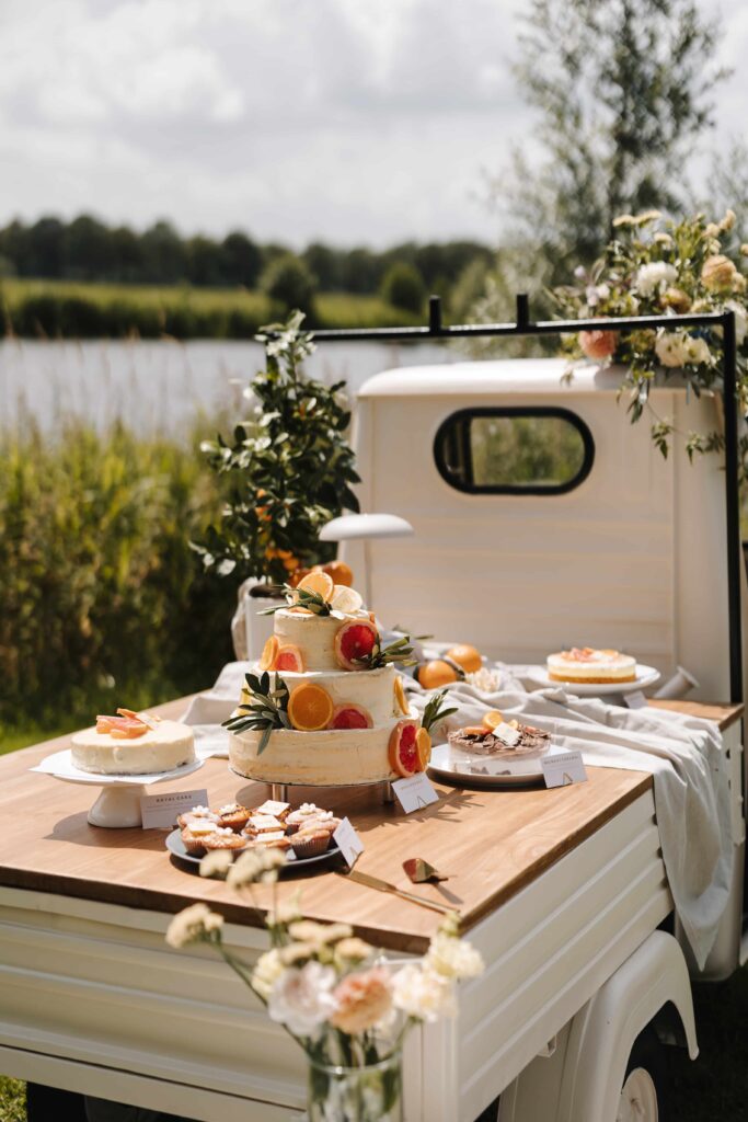 Sweet-table-bruiloft-foodtruck